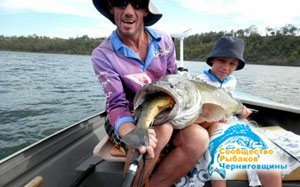 В Австралии рыбаку удалось сделать «Двойную подсечку» 